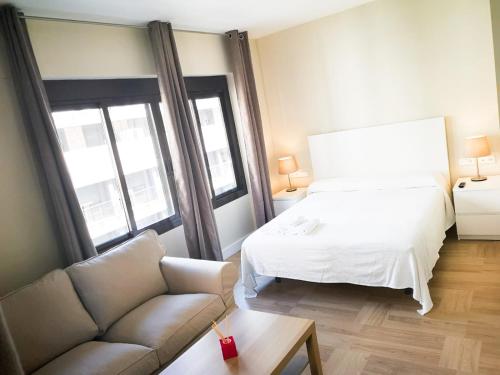 Triana Luxury Suite - image 9