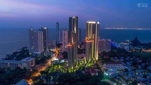 BEACH FRONT WITH SKY POOL SEAVIEW THE RIVIERA WONGAMAT BEACH FRONT WITH SKY POOL SEAVIEW THE RIVIERA WONGAMAT