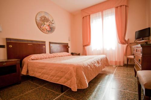 Hotel La Pace - image 6