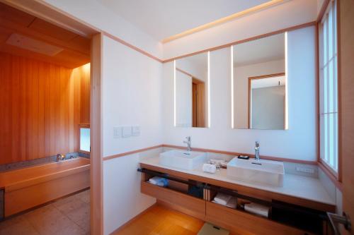 Aoi Suites at Nanzenji Modern & Traditional Japanese Style