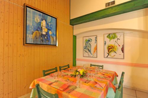 LOGIS Hôtel Le Moulin Des Gardelles 4