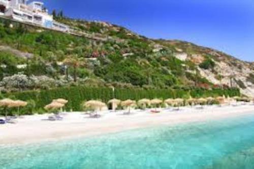  Luxury Seaside Villa in Crete in 71500 Ligaria