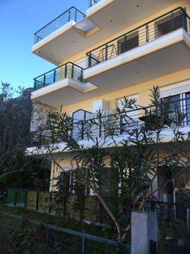  Ourania's Apartments, Pension in Kamena Vourla bei Liapáta