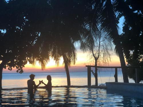 Mangrove Lodge