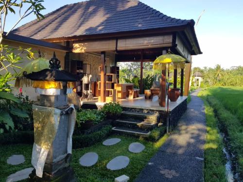 Puri Raya Villa