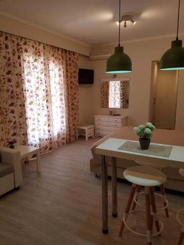  Angels Pool Studios and Apartments in Paleokastritsa