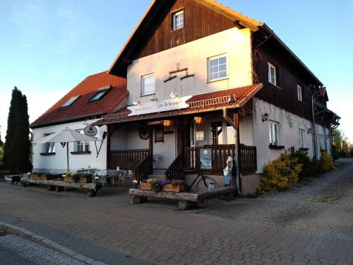 B&B Flecken Zechlin - Pension und Gasthof Zur Scheune - Bed and Breakfast Flecken Zechlin