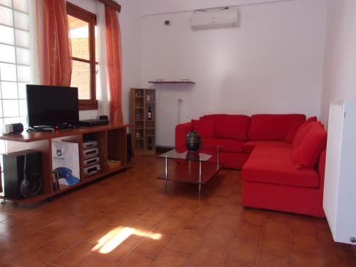  FAMILY HOUSE NEAR THE BEACH DREPANO-NAFPLIo in Drepanon