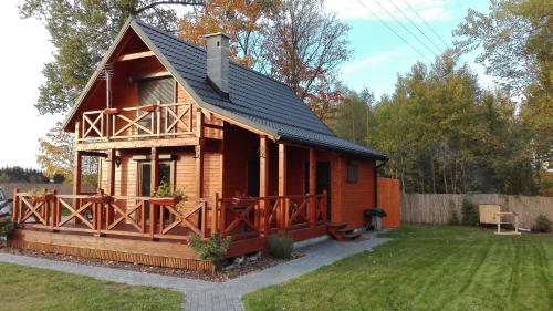 A szálláshely kívülről, Dziki zakątek Piskornia dom z podgrzewanym basenem, sauną,balią,jacuzzi (Dziki zakatek Piskornia dom z podgrzewanym basenem, sauna,balia,jacuzzi) in Sobieski