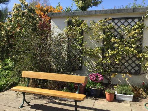 Maggi’s Home from Home in ฟุลวูด