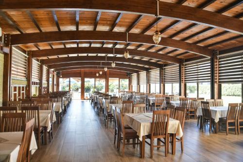Apart Hotel Llolla - image 3