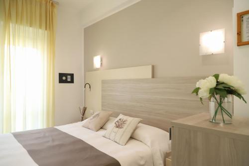 Triple Room image 3