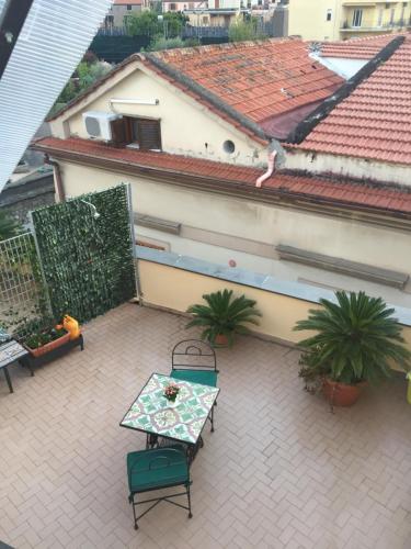 Sorrento Penthouse Suites - Tap to explore photos