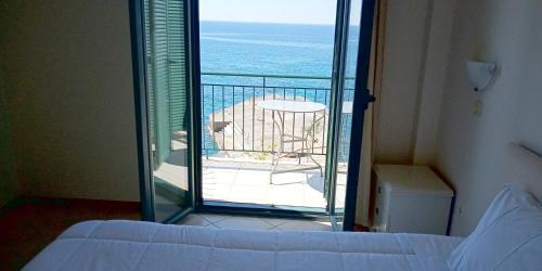 Gorgones, sea-front, great view Gorgones, sea-front, great view