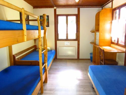 Bed in 4-Bed Dormitory Room