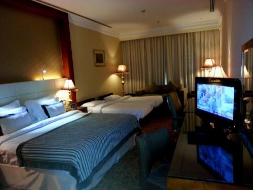 Sunday Hotel Al Barsha Dubai Mall of the Emirates Formerly Grand Excelsior Al barsha, Dubai (photo 8)