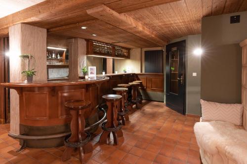Hotel Alpenhof - image 10