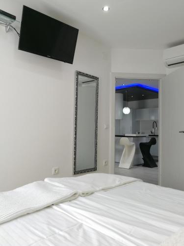 Family City Center Apartments - image 14