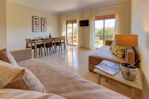 Pinheiros da Balaia Villas - image 11