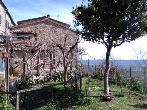  House with stunning views in Chiusdino