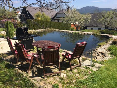 Létesítmények, Stylová chalupa na kraji národního parku Šumava (Stylova chalupa na kraji narodniho parku Sumava) in Petrovice U Susice