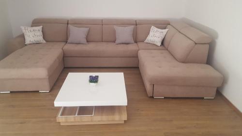 Apartments with a parking space Split - 16945