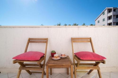 Family friendly apartments with a swimming pool Supetar Brac - 16774 - image 3