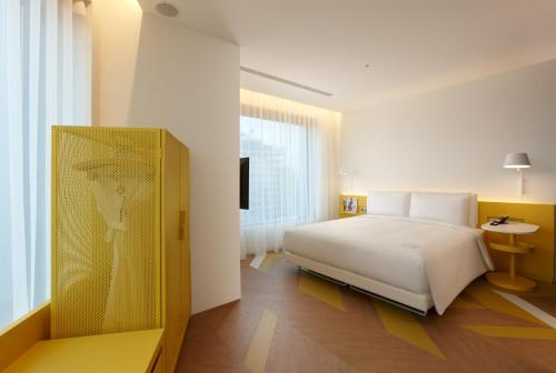 Deluxe Suite room in The Place Taipei