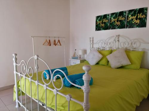 Lemon Tree Courtyard - image 12