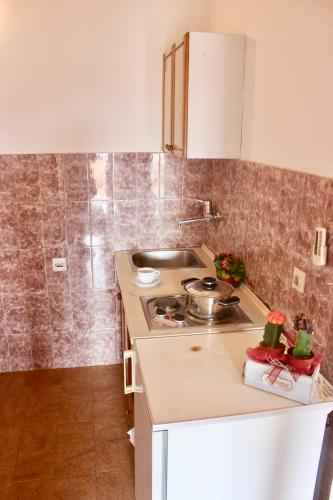 Two-Bedroom Suite image 10