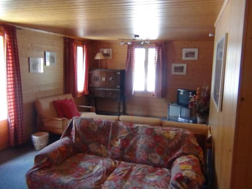 Chalet Suisse Bed and Breakfast