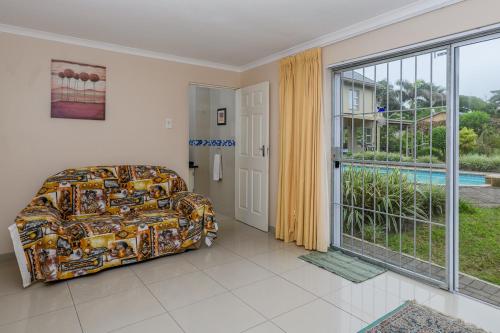 3 bedrooms, 9 beds