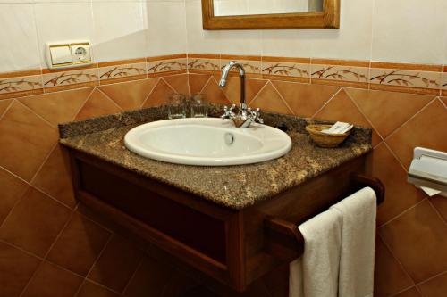 Tirontillana Tirontillana