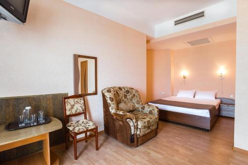 Atlantida Hotel - image 8