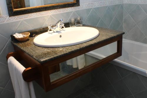 Tirontillana Tirontillana