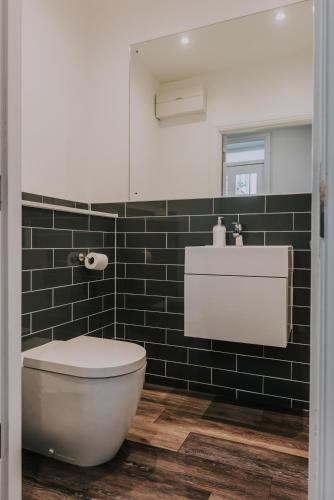 Cavendish House with Secure, Allocated Parking, 2 mins walk from Windsor Castle