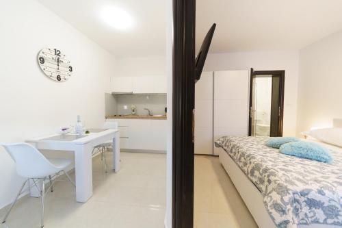 Standard Apartment image 4