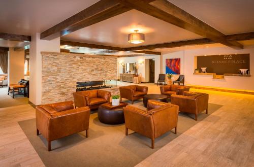 Plaza Level Luxury 3Br Retreat With A C-Beaver Creek Village Condo - image 3