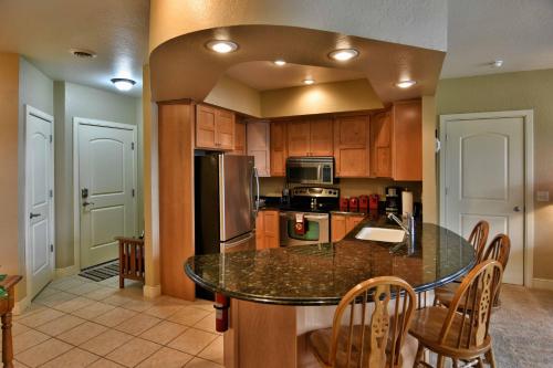 Unit 411A 1 Bd/ 1 Ba Condo Condo - Apartment - Birchwood