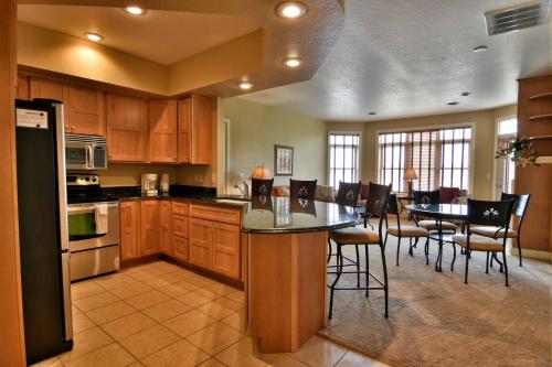 Unit 431A 1 Bd 1 Ba Condo Condo - main image