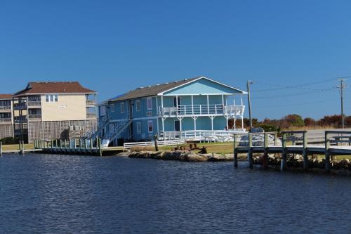 B&B Nags Head - Fin 'N Feather Waterside Inn by Kees Vacations - Bed and Breakfast Nags Head