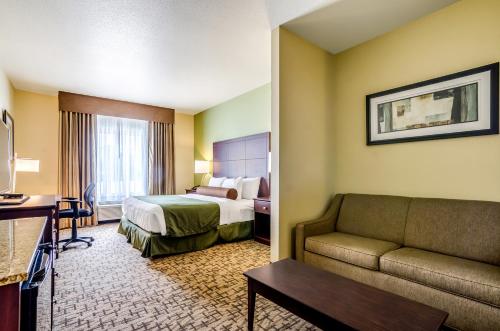Cobblestone Hotel & Suites - McCook - image 6