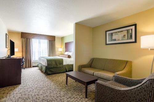 Cobblestone Hotel & Suites - McCook