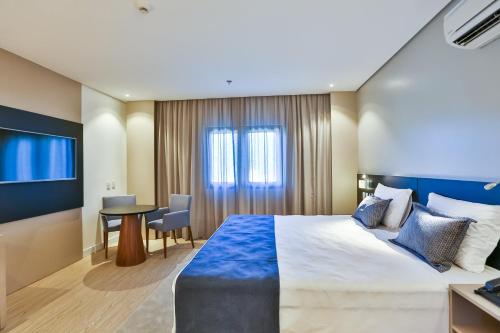 193894622 Quality Hotel Blumenau