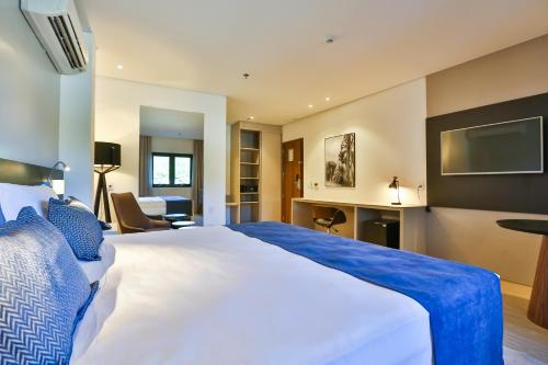 193894637 Quality Hotel Blumenau