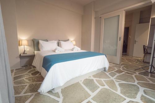 MELIES- Seaside Boutique Apartments