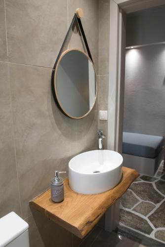 MELIES- Seaside Boutique Lodge. - image 6