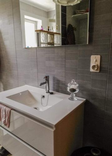 Vannas istaba, Chticabane in Taintrux