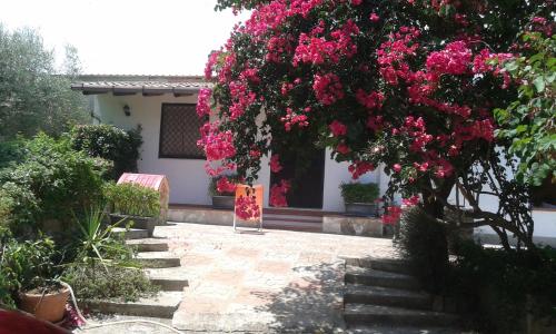  VILLETTA ROSA IV strada Fegotto, Unterkunft in Floridia