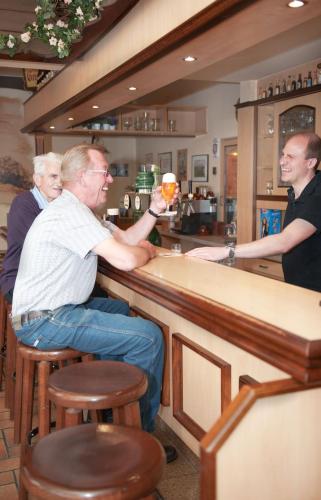 Hotel & Restaurant - Gasthaus Brandner, Trendelburg (фото 9)